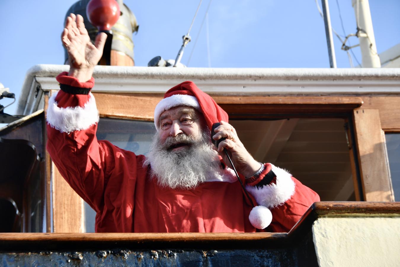 Julemanden kommer sejlende