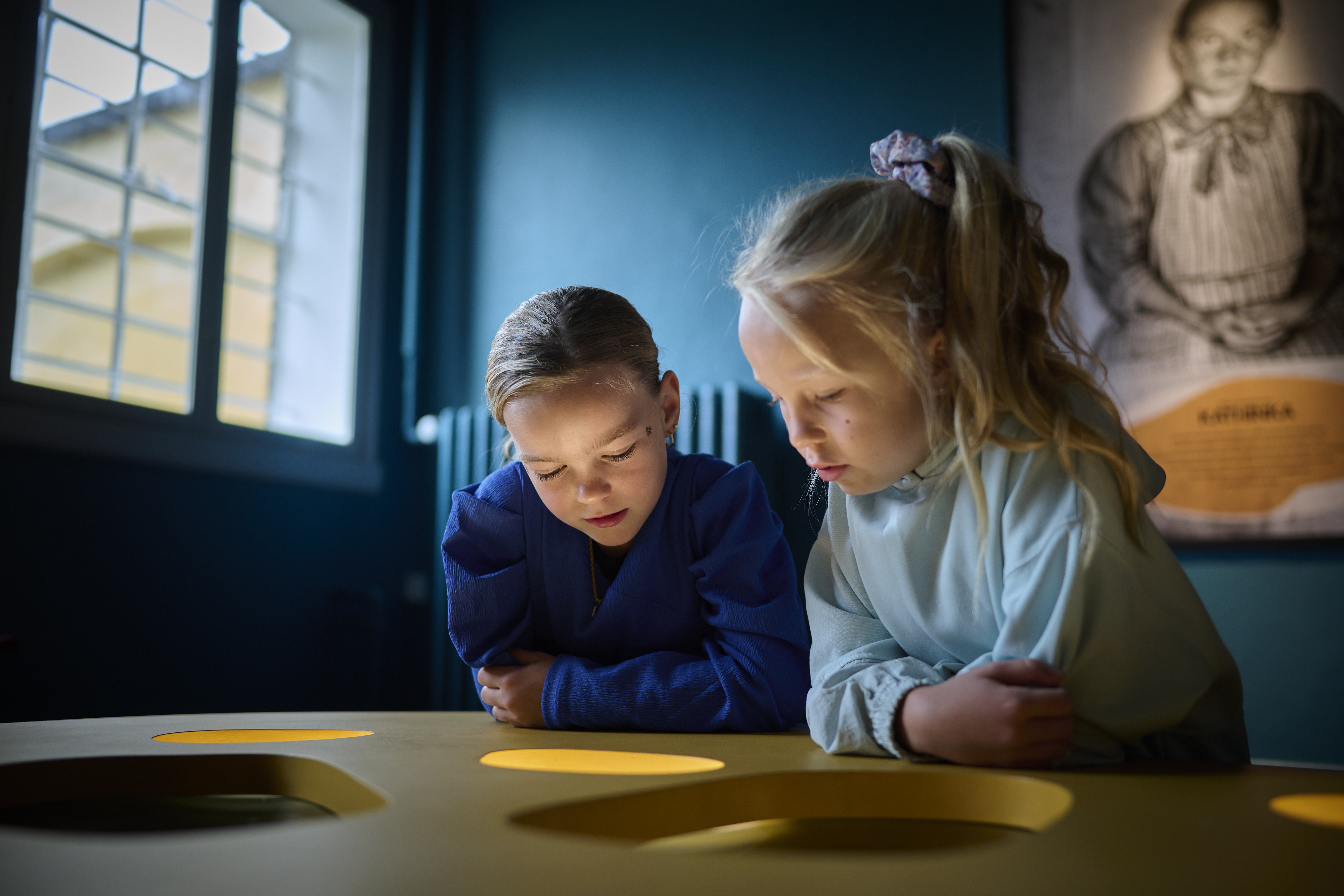 Billede af børn til udstillingen ANBRAGT på Danmarks Forsorgsmuseum