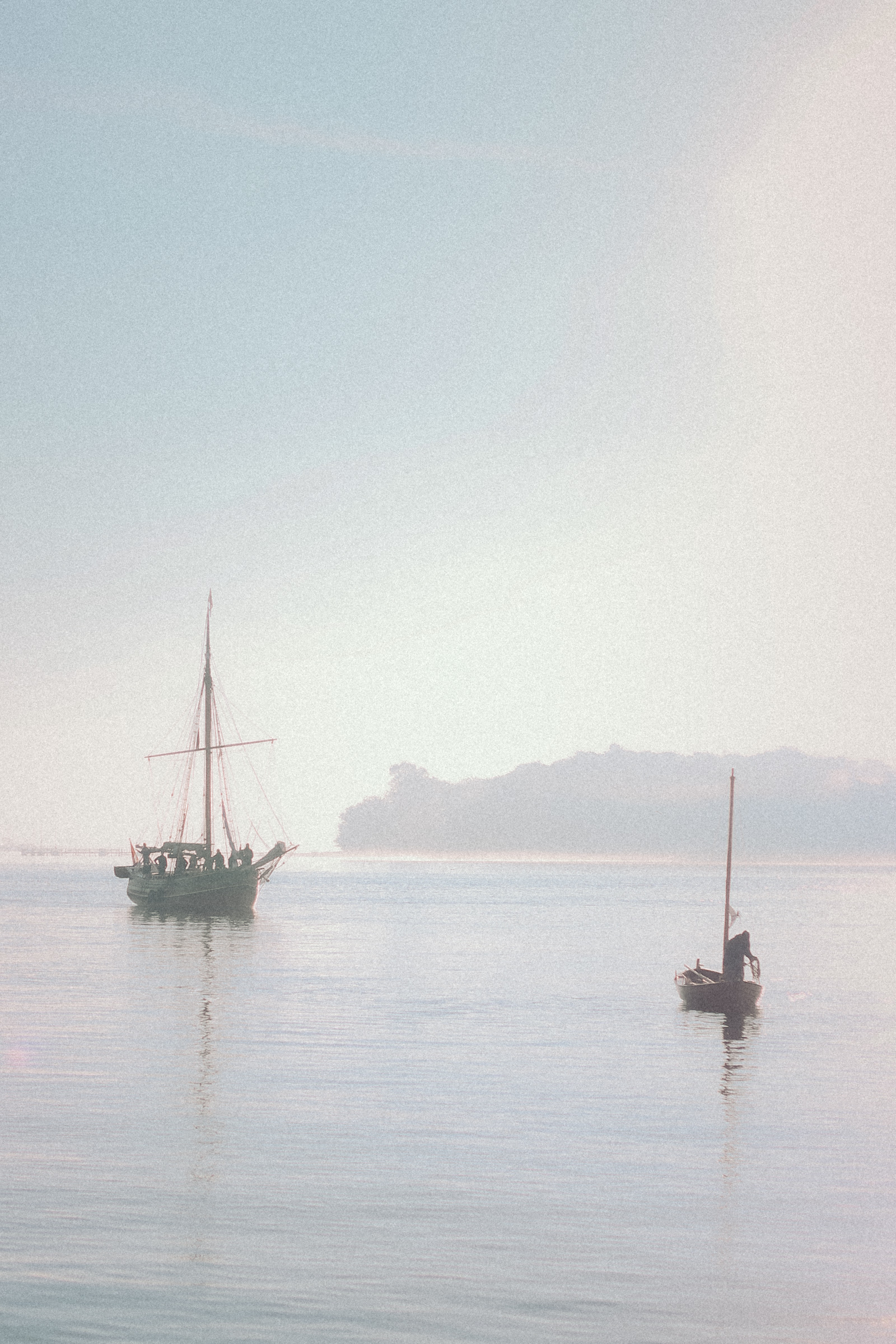 Æbleræs. pæreskudder indsejlende i Svendborg Havn