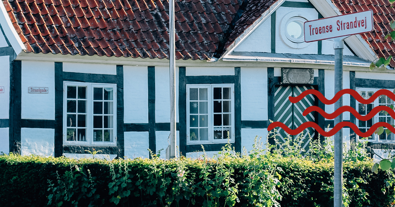 Troense Strandvej, Sommer ved Sundet