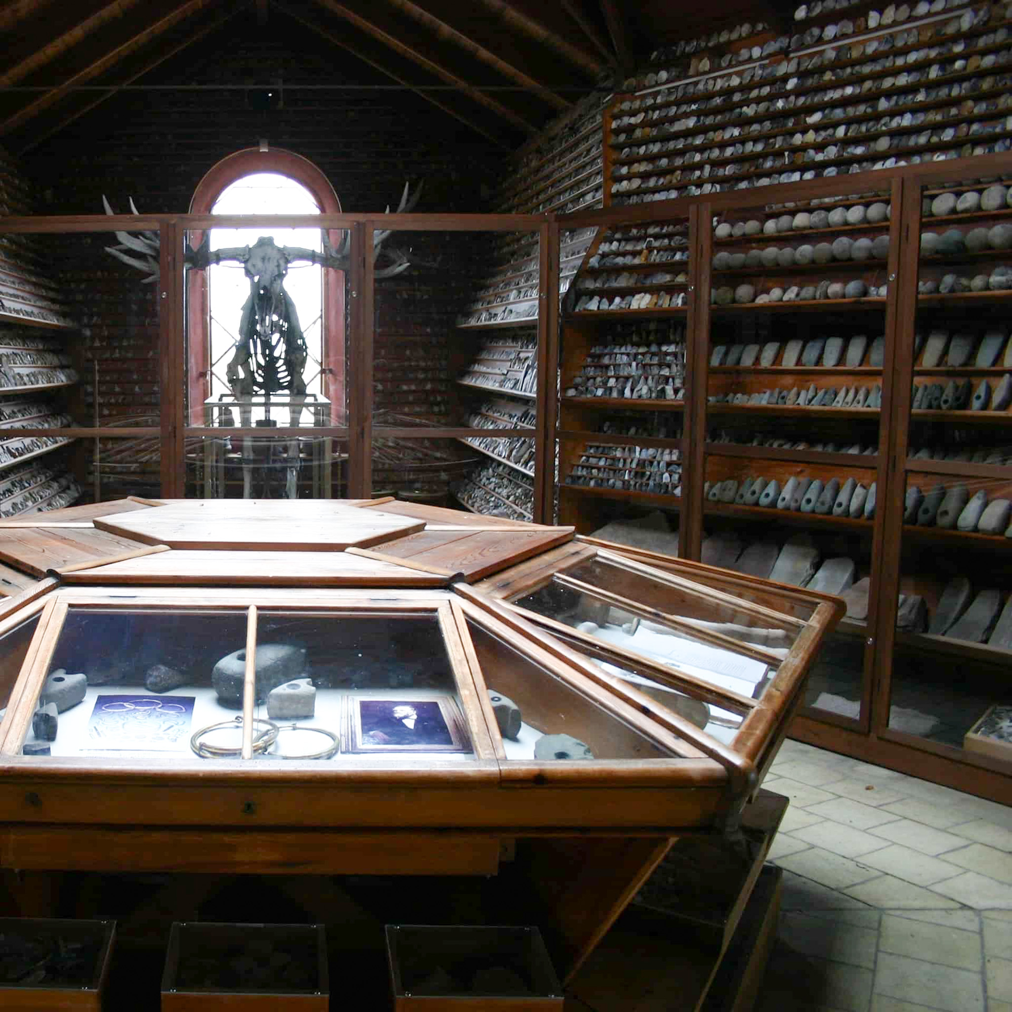 Oldsagssamlingen Broholm Slot, Svendborg